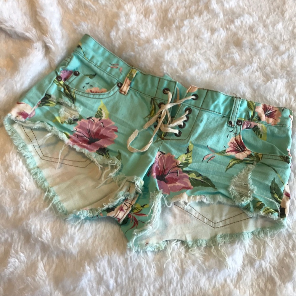 Billabong Shorts